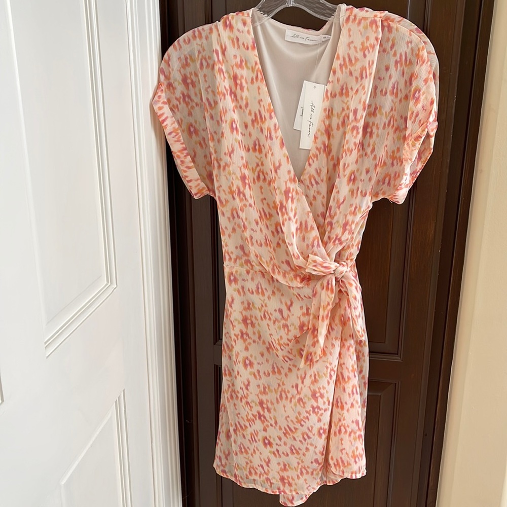 All In Favor NWT wrap dress pink animal print size xs